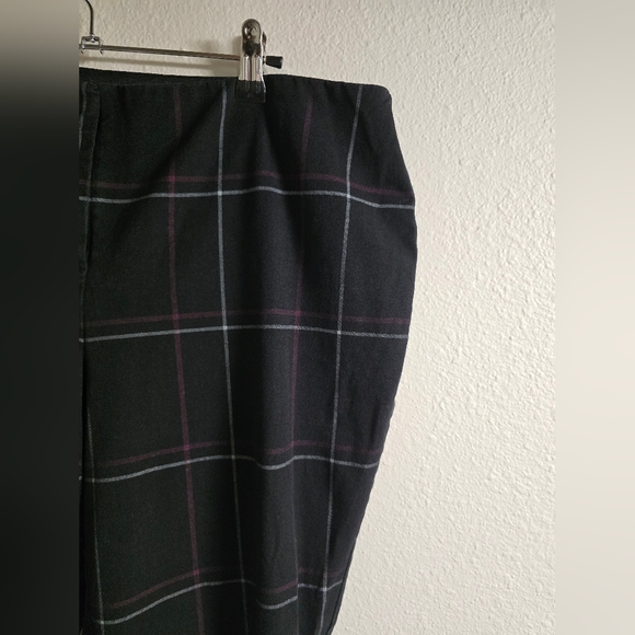 Alfani Black Plaid Ankle Pant - Picture 2 of 10